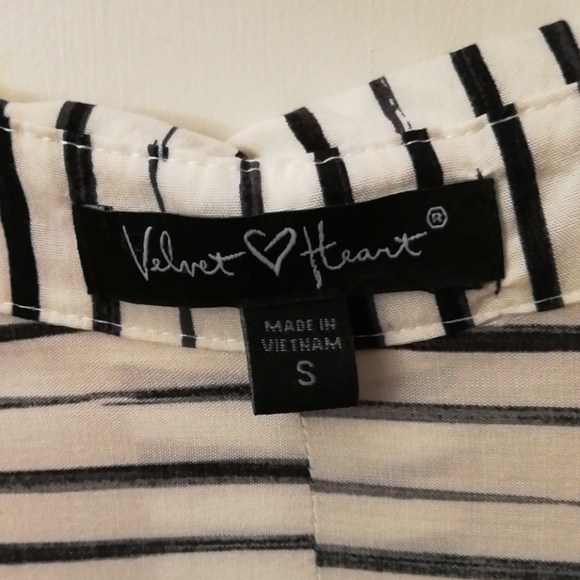 Velvet &Heart Long Sleeve Shirt - Picture 6 of 7